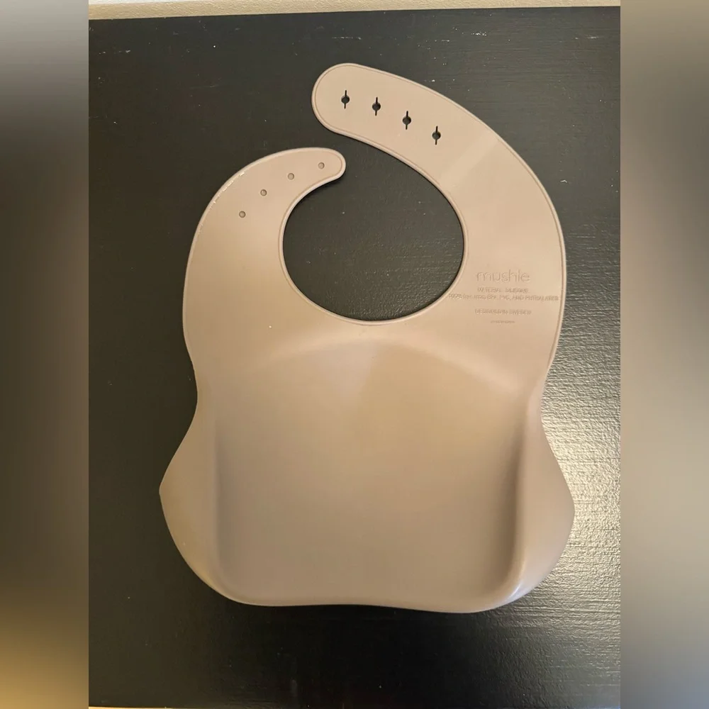 Silicone Baby Bib - Tan